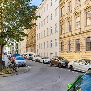 St. Elizabeth 2 Apartment