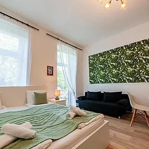 My Apartment- Jungle Privatunterkunft