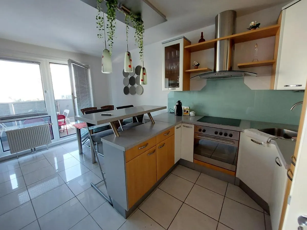 Tower Apartment With Private Terrace Next To Uno Viena Áustria